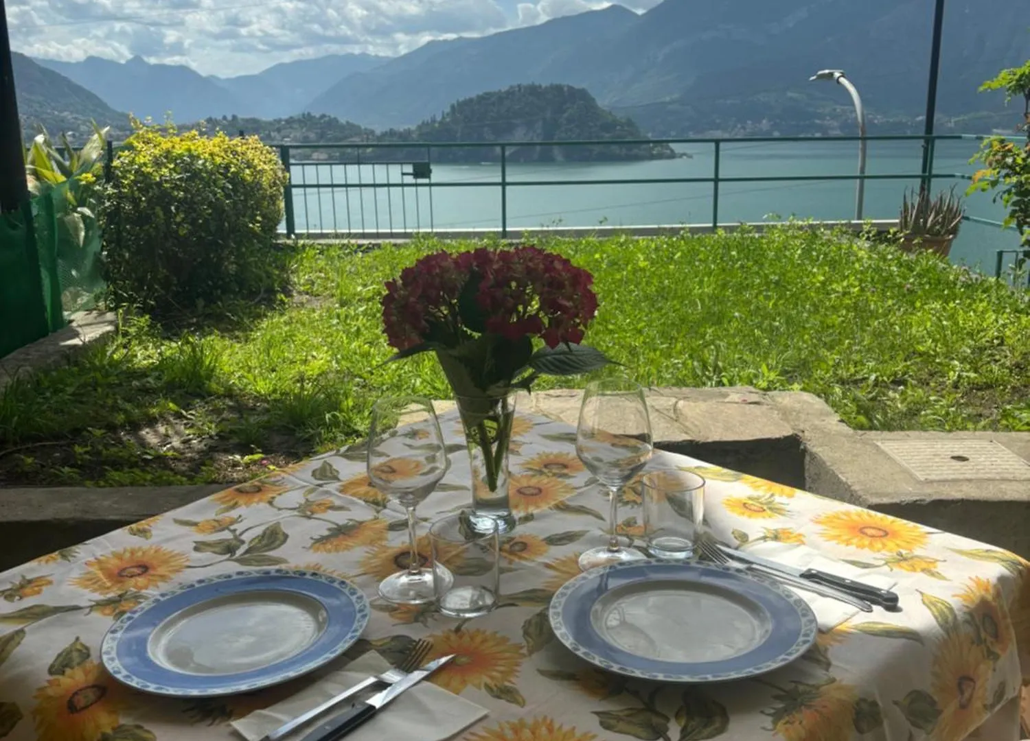 Ortensia Lake Como - Perfect For Couple And Pets Varenna